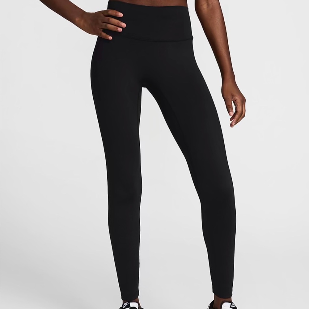 Women's Nike Black High-Waisted Leggings